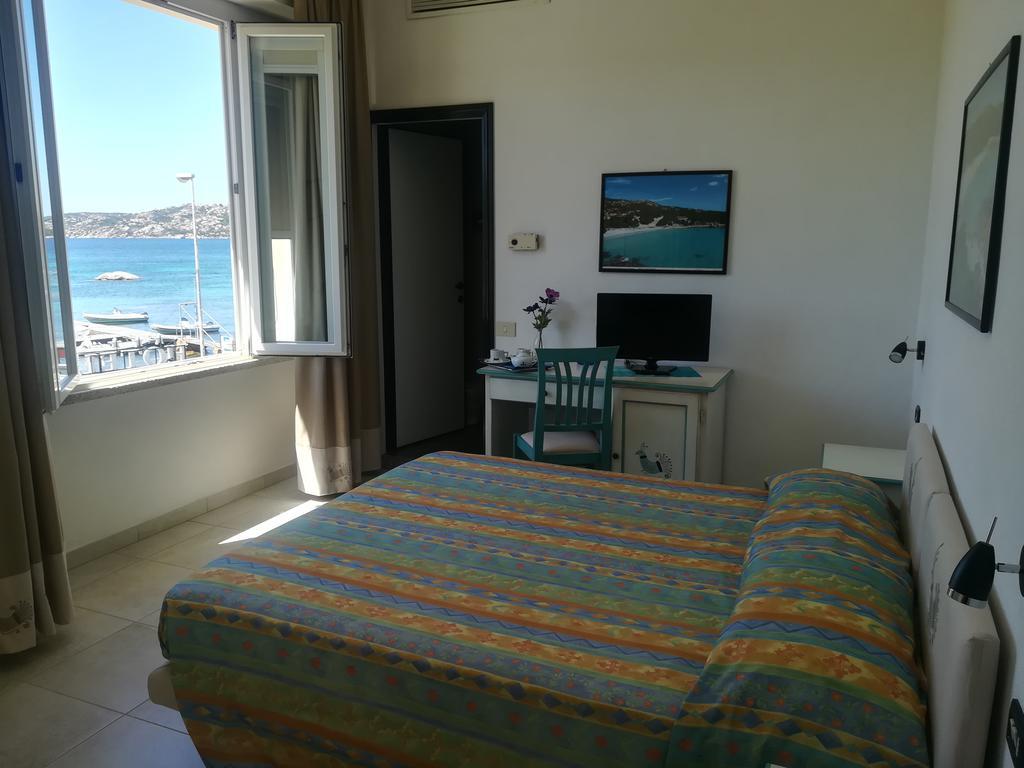 Hotel Nido D'Aquila La Maddalena  Ngoại thất bức ảnh